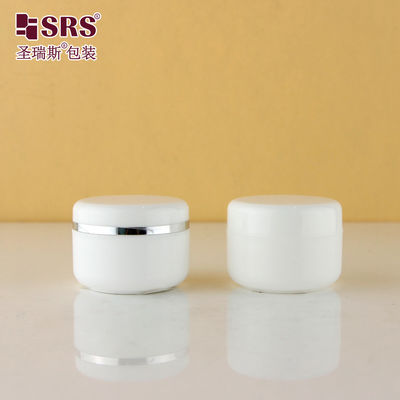 acheter Crème pour le visage blanche injectable de couleur personnalisée vide Récipient en plastique en PP de 50 ml online manufacture