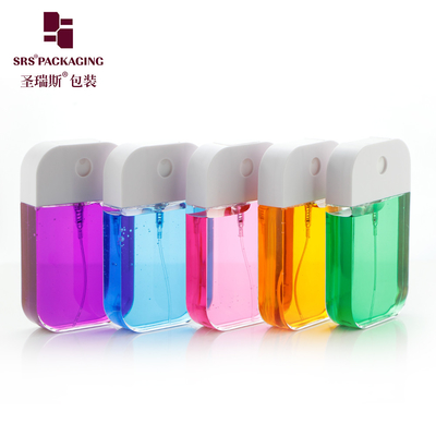 En gros Taille de poche Transparent PETG Plastic Parfum Emballage Carré Bottle de pulvérisation de brouillard téléphonique 50 ml