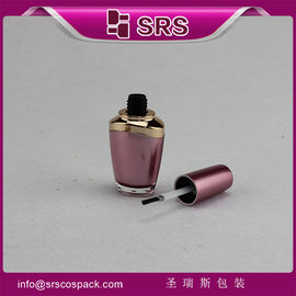 L'usine de Chine fournit 8 ml de plastique de luxe bouteille vide pour vernis à ongles