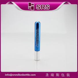 10 ml de rouleau de verre métallisé bleu sur bouteille avec boule métallique et capuchon en aluminium argenté pour le sérum oculaire, huile essentielle