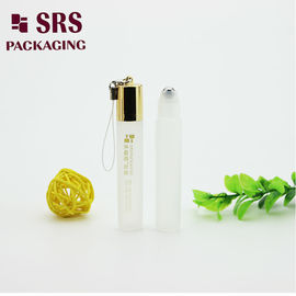 bouteille mate en plastique de couleur naturelle avec logo imprimé bouchon en plastique avec crochet